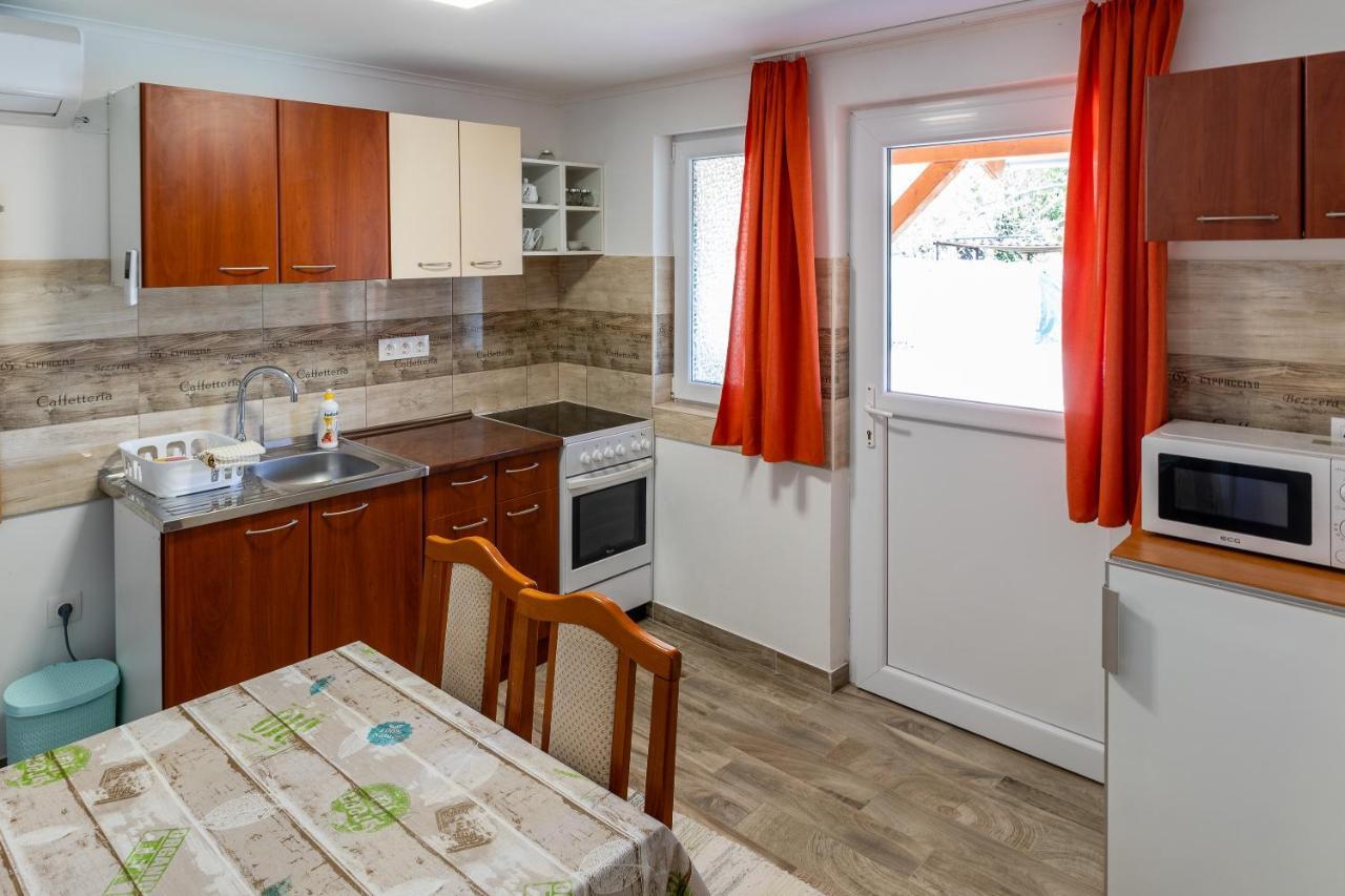 Lili Apartman Harkany Bagian luar foto