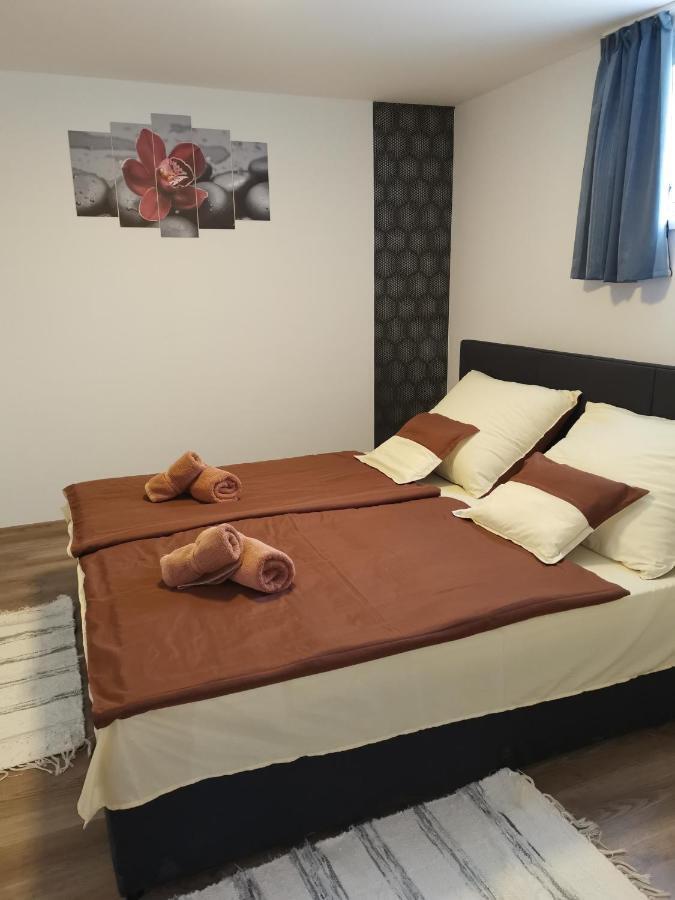 Lili Apartman Harkany Bagian luar foto