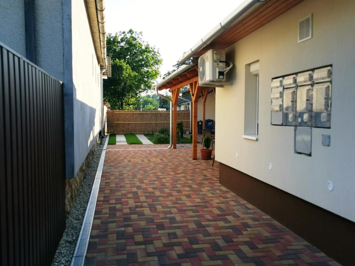 Lili Apartman Harkany Bagian luar foto